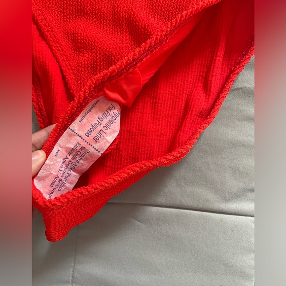 NWT Good American Always Fits One Shoulder Textured One Piece Swimsuit - Picture 11 of 13